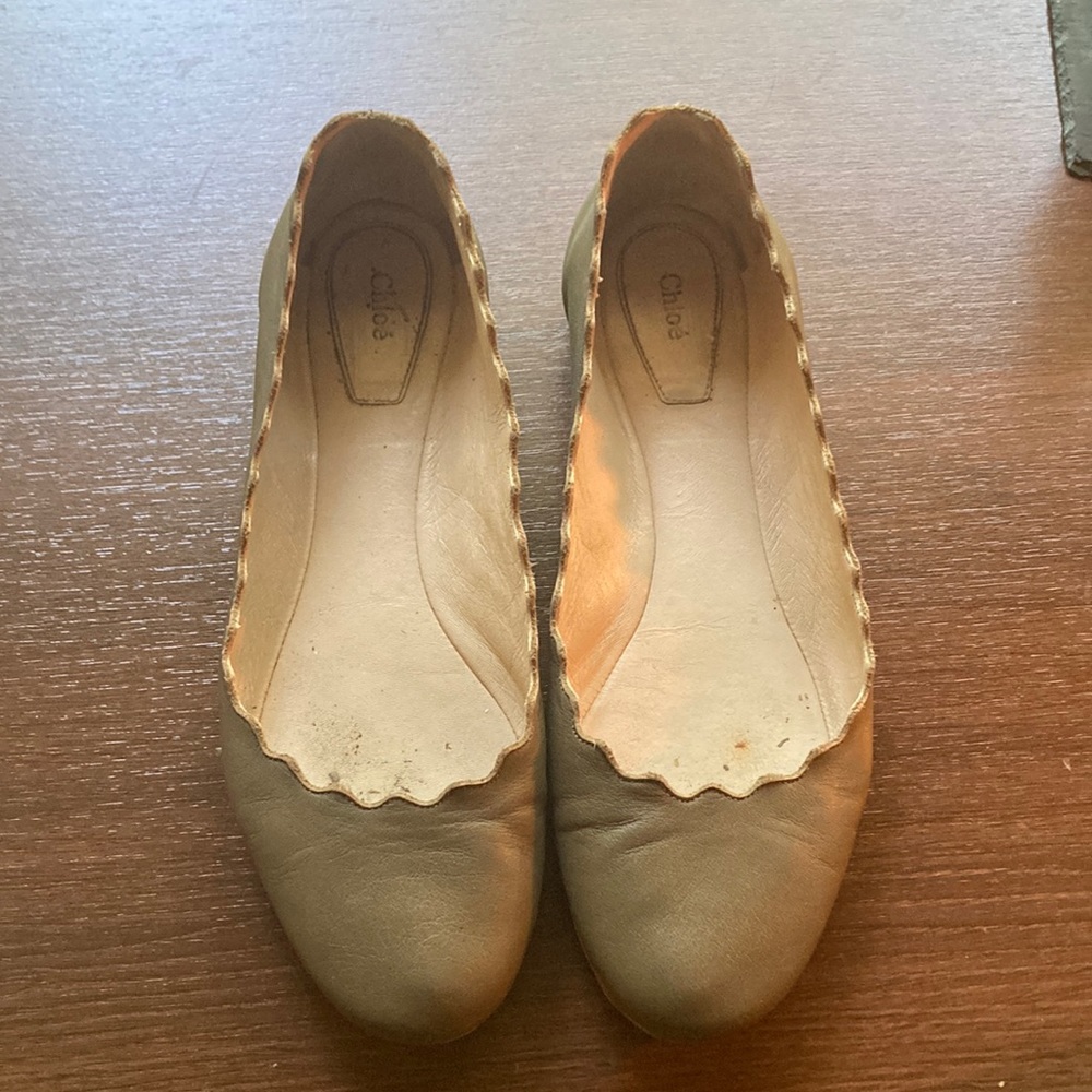 Chloe flats